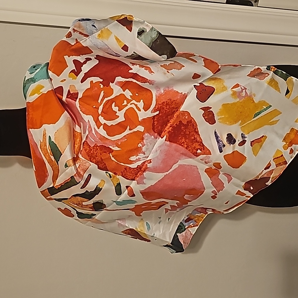 NWOT Chico's Print Scarf - Picture 2 of 3